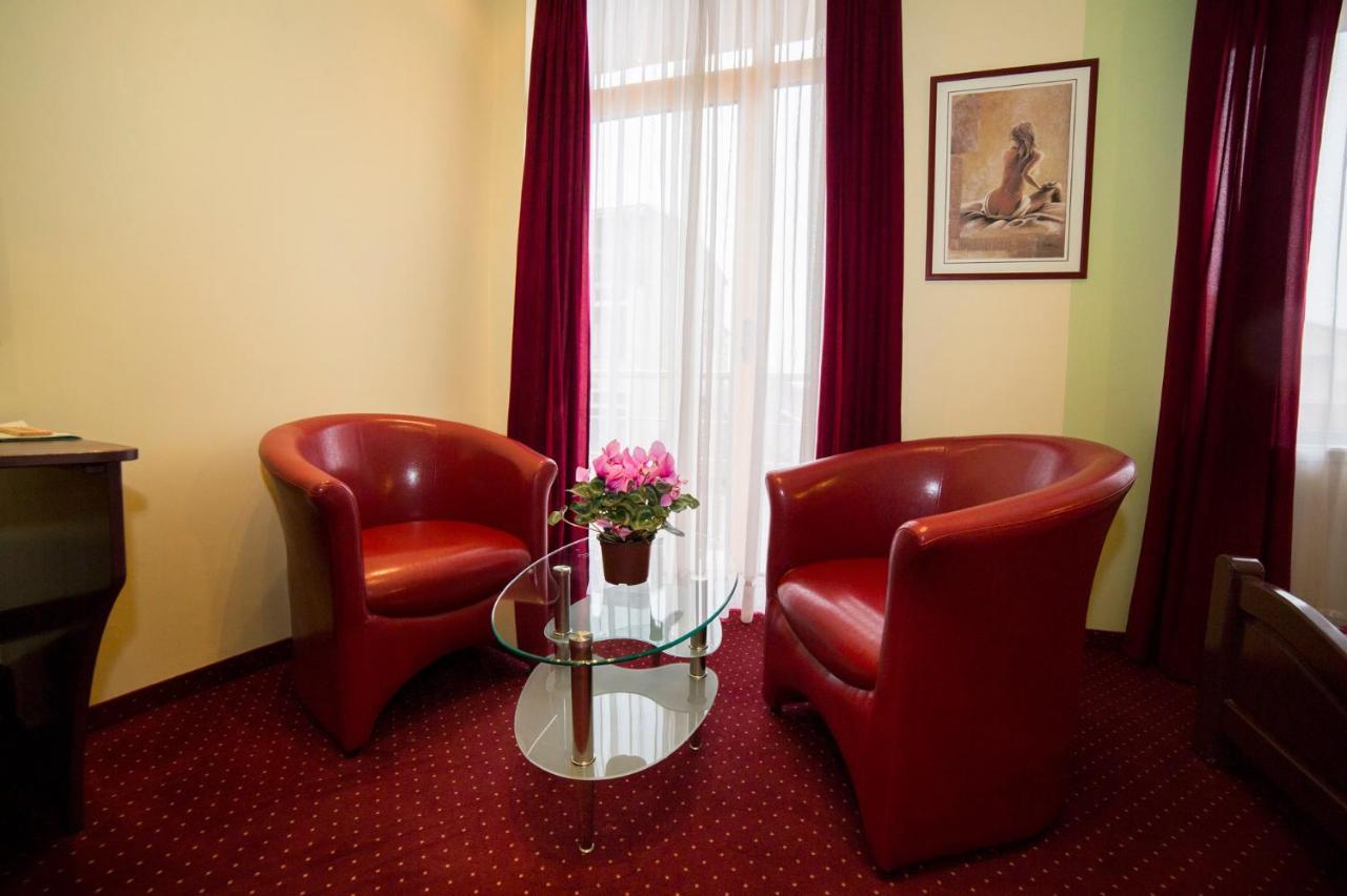 B&B Vila Tamaris ซาเยชาร์ ภายนอก รูปภาพ