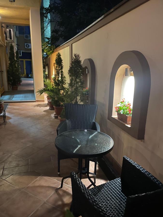 B&B Vila Tamaris ซาเยชาร์ ภายนอก รูปภาพ