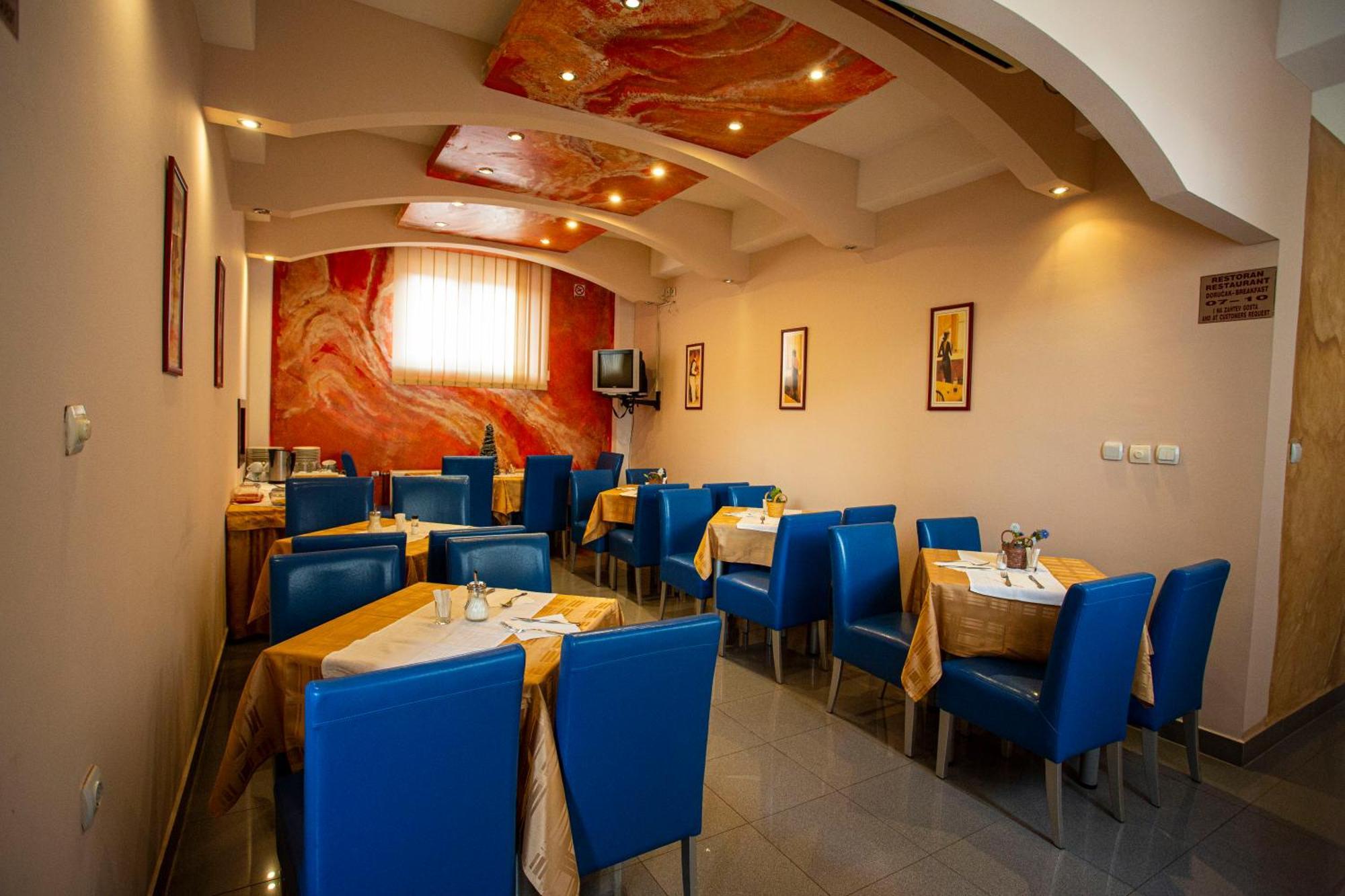 B&B Vila Tamaris ซาเยชาร์ ภายนอก รูปภาพ