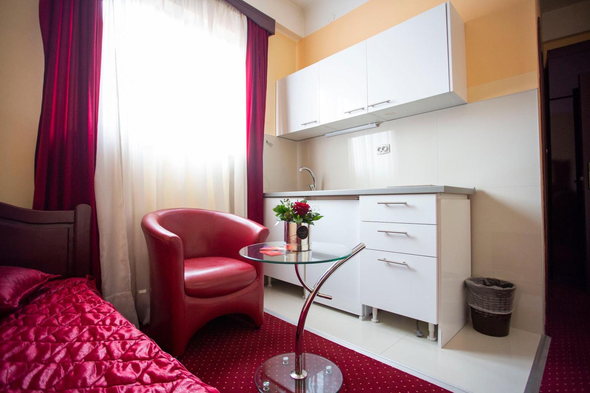 B&B Vila Tamaris ซาเยชาร์ ภายนอก รูปภาพ