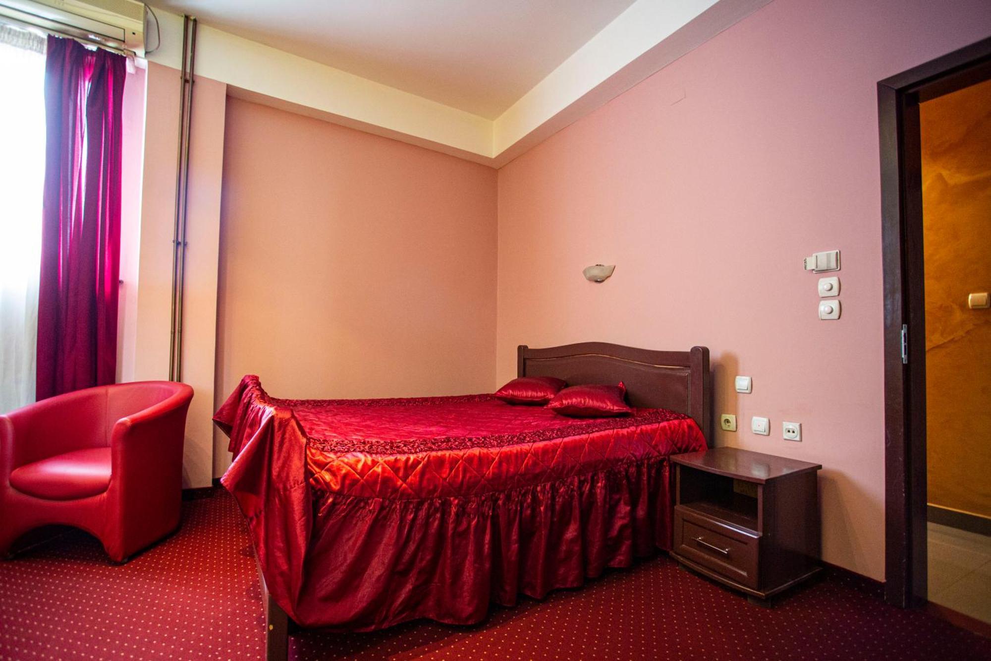 B&B Vila Tamaris ซาเยชาร์ ภายนอก รูปภาพ